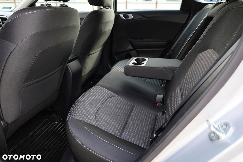 Kia Ceed 1.5 T-GDI M - 37