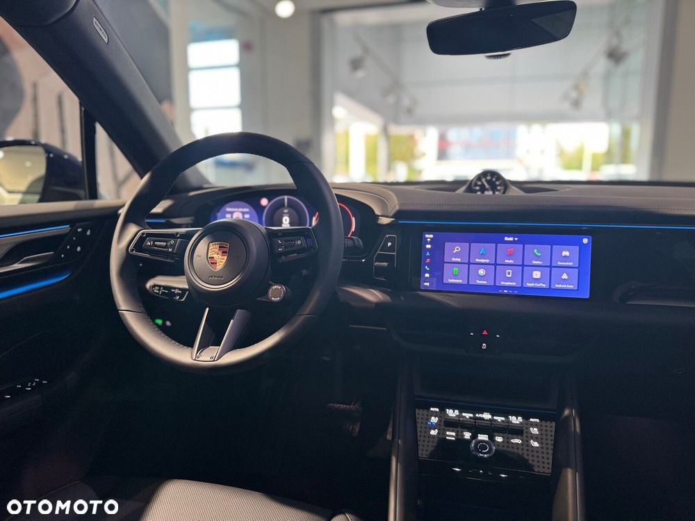 Porsche Macan - 13
