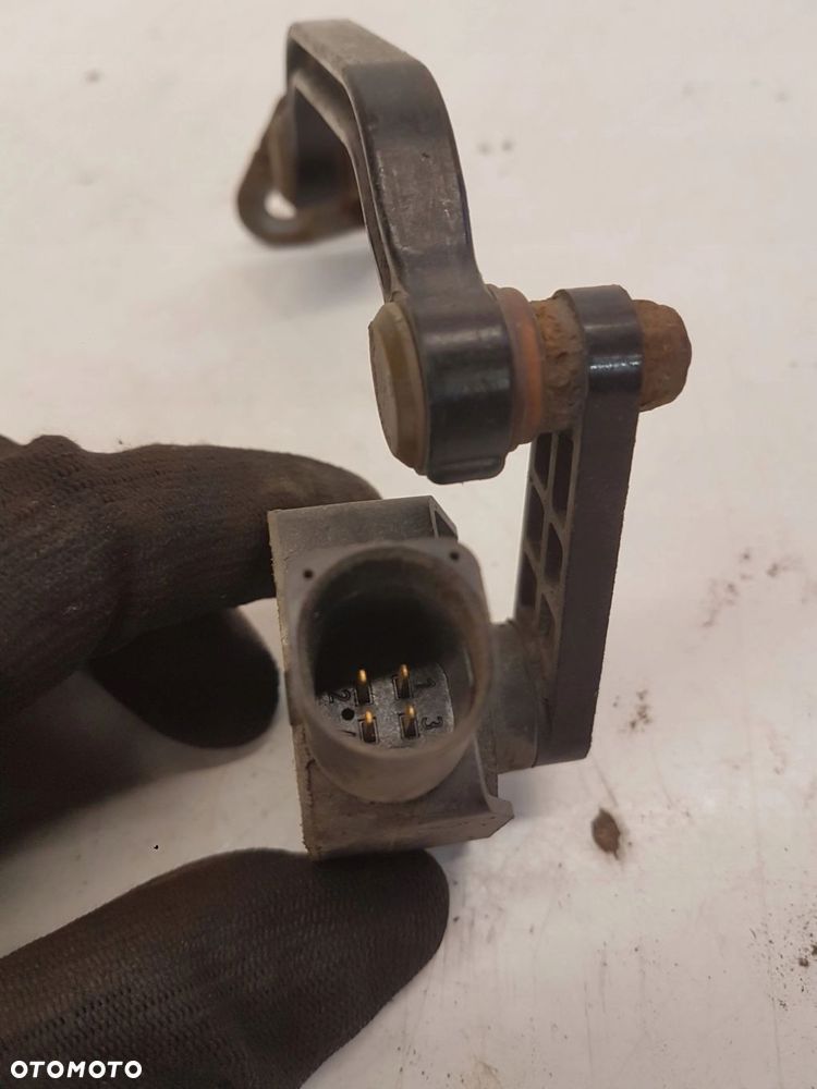 CZUJNIK POZIOMOWANIA ŚWIATEŁ AUDI A4 A5 1T0907503 - 3