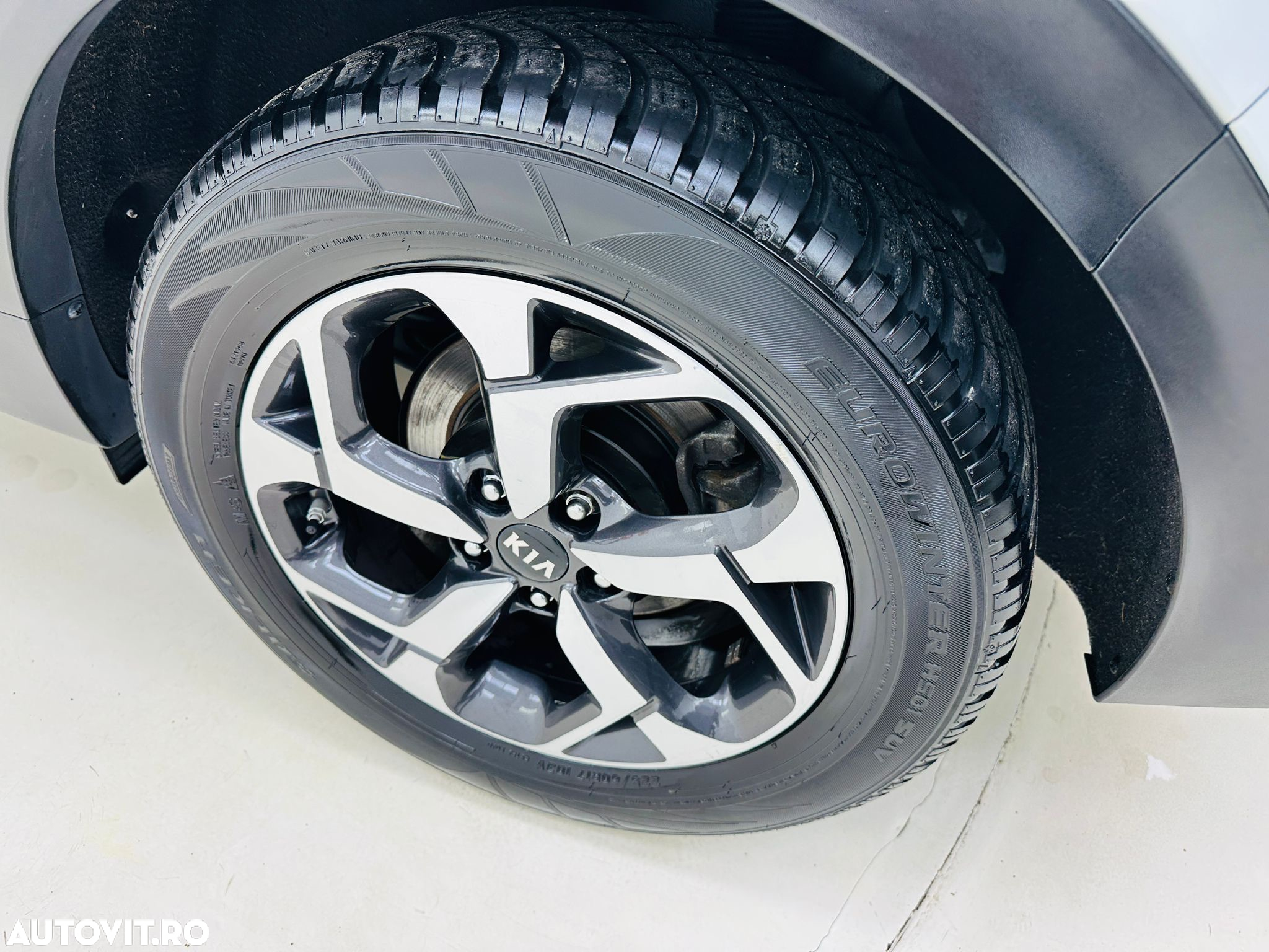 Kia Sportage - 17
