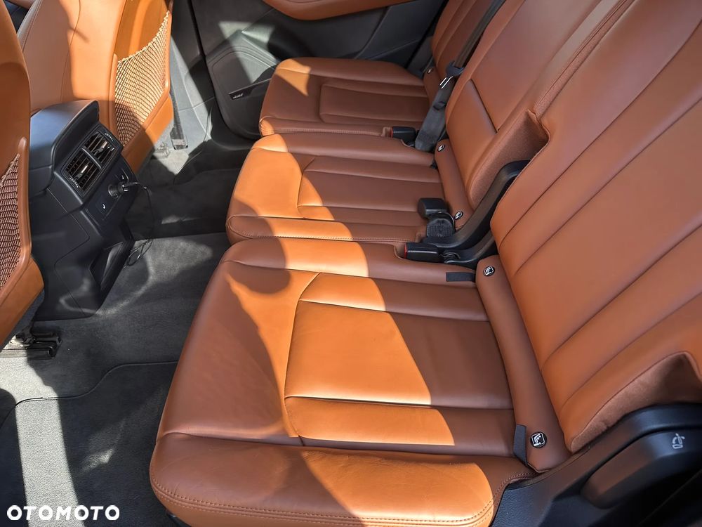 Audi Q7 - 16