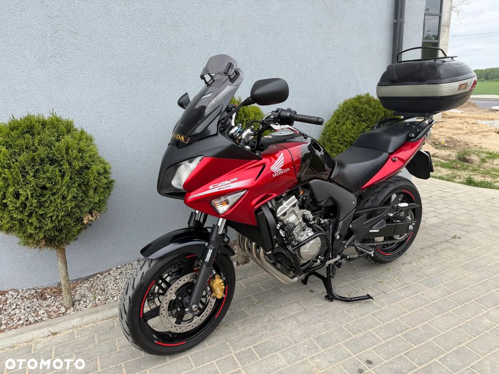 Honda CBF - 8