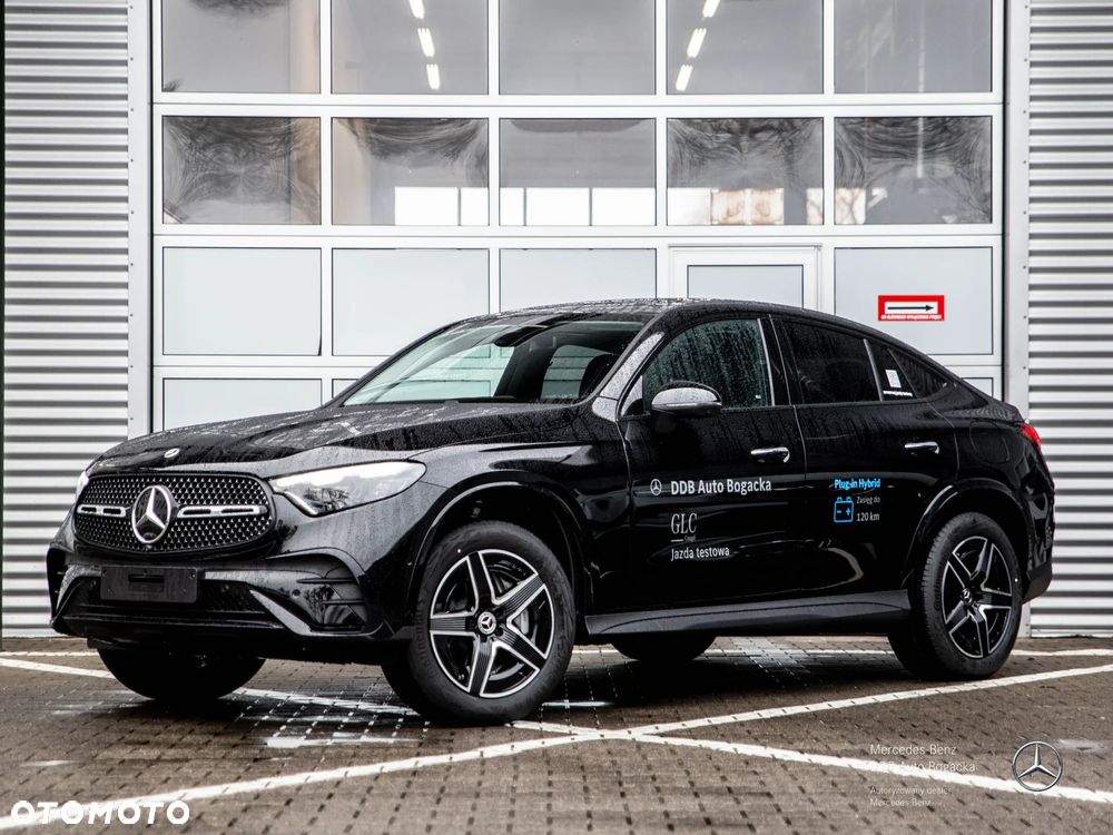 Mercedes-Benz GLC 300 e PHEV 4-Matic AMG Line - 1