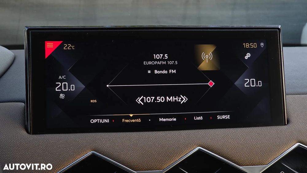 Citroën DS3 Crossback PureTech 155 Aut. GRAND CHIC - 31