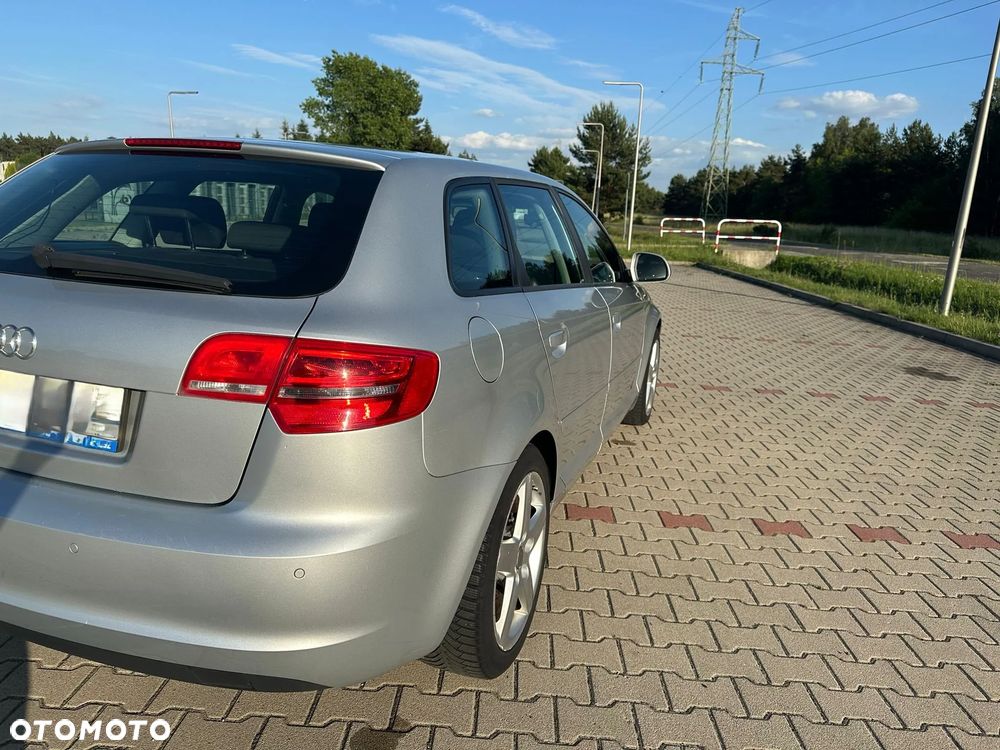 Audi A3 Sportback 2.0 TDI DPF Ambition - 10