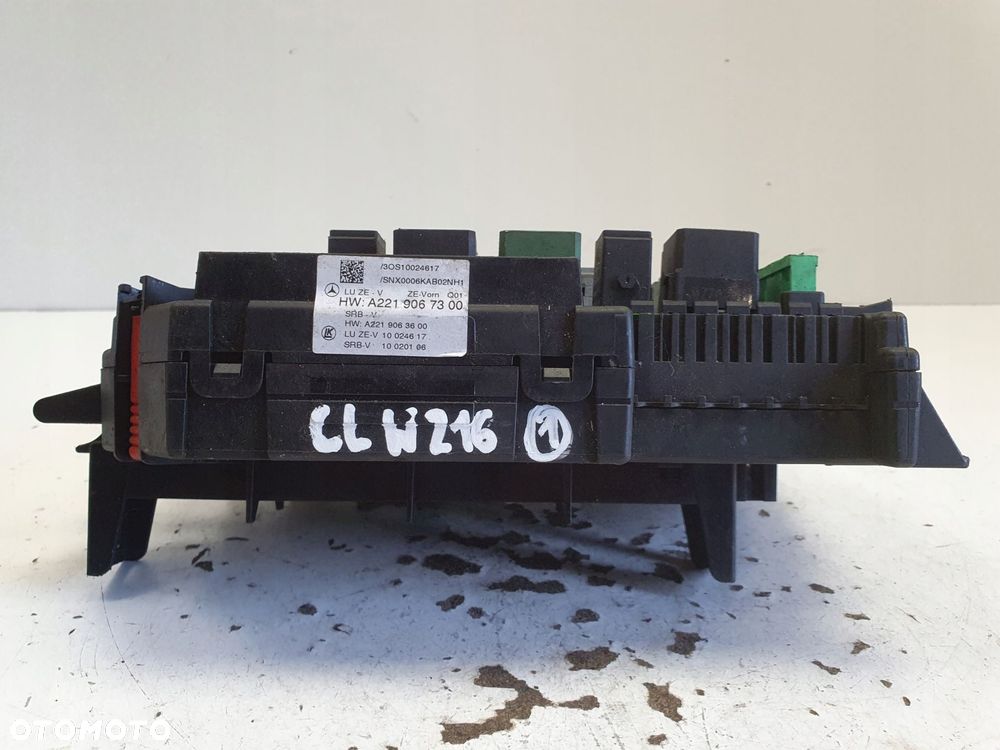 Mercedes C216 W216 CL63 SKRZYNKA BEZPIECZNIKÓW moduł SAM BSI A2219067300 - 2