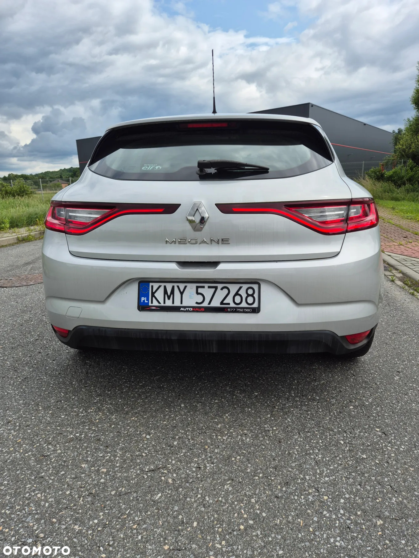 Renault Megane 1.2 Energy TCe Zen - 6