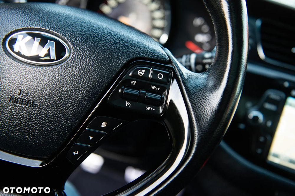 Kia Ceed 1.6 GDI ISG Platinum Edition - 39