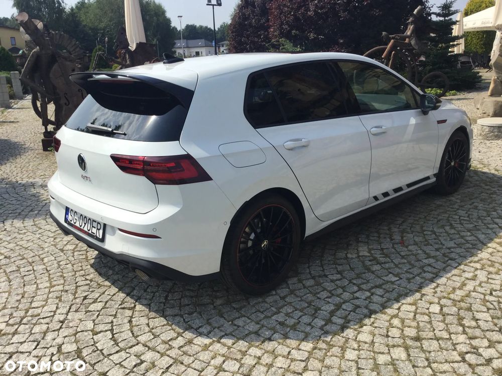 Volkswagen Golf - 27