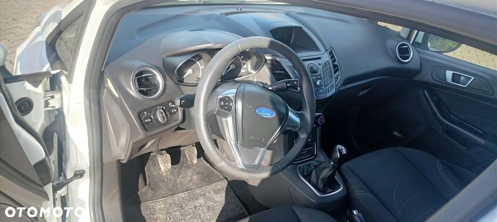 Ford Fiesta - 7