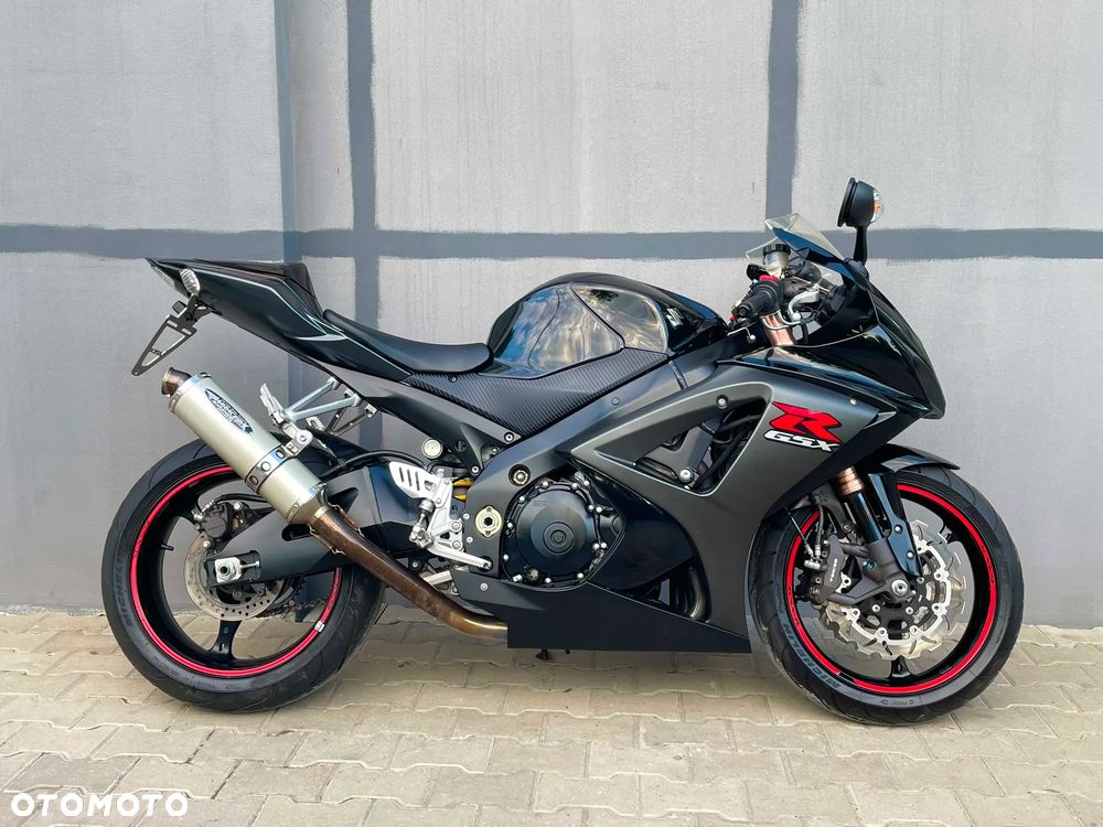 Suzuki GSX - 2