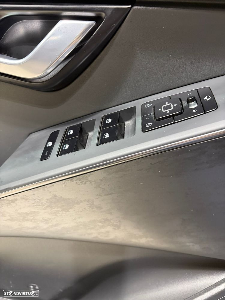 Kia Niro EV 64kWh Tech - 12