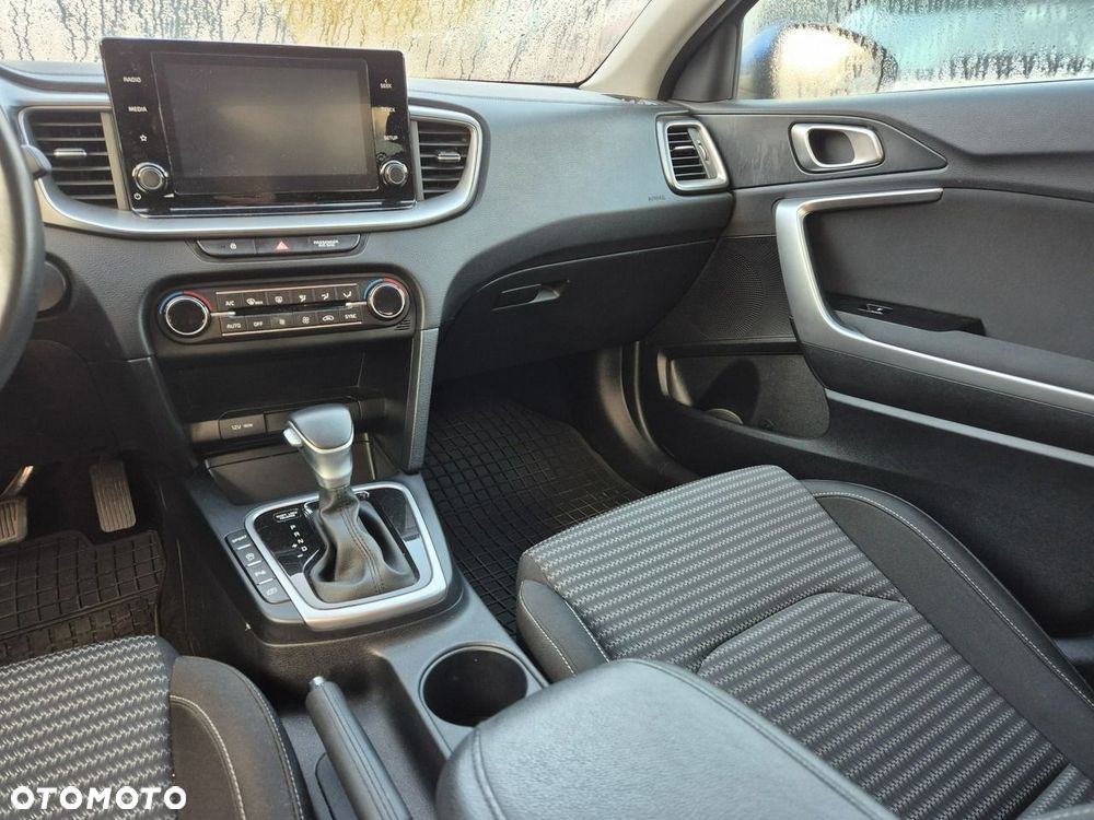 Kia Ceed 1.5 T-GDI M DCT - 20