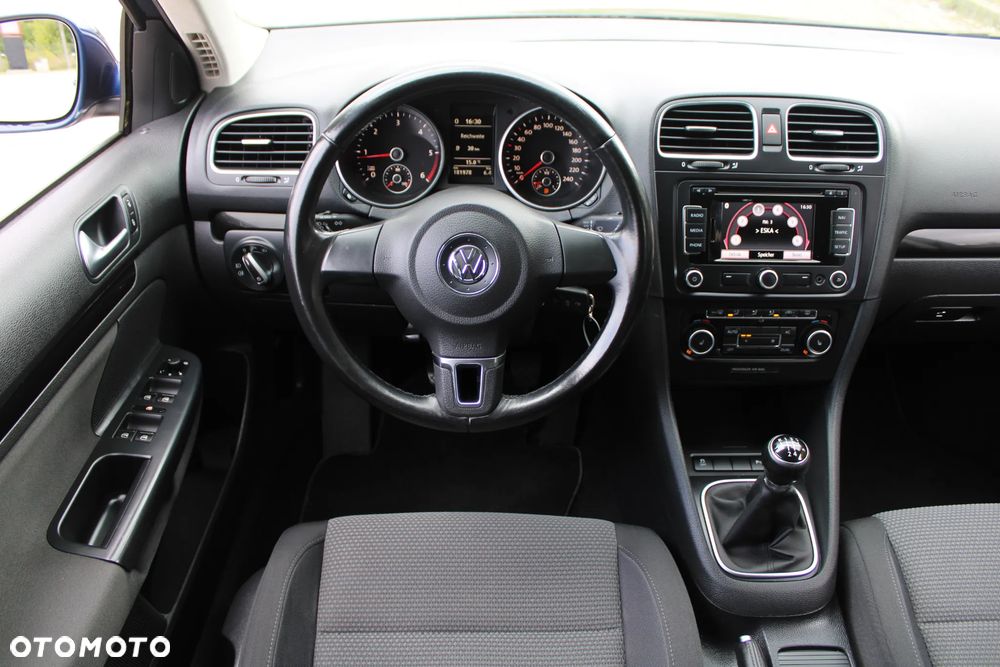 Volkswagen Golf Variant - 14