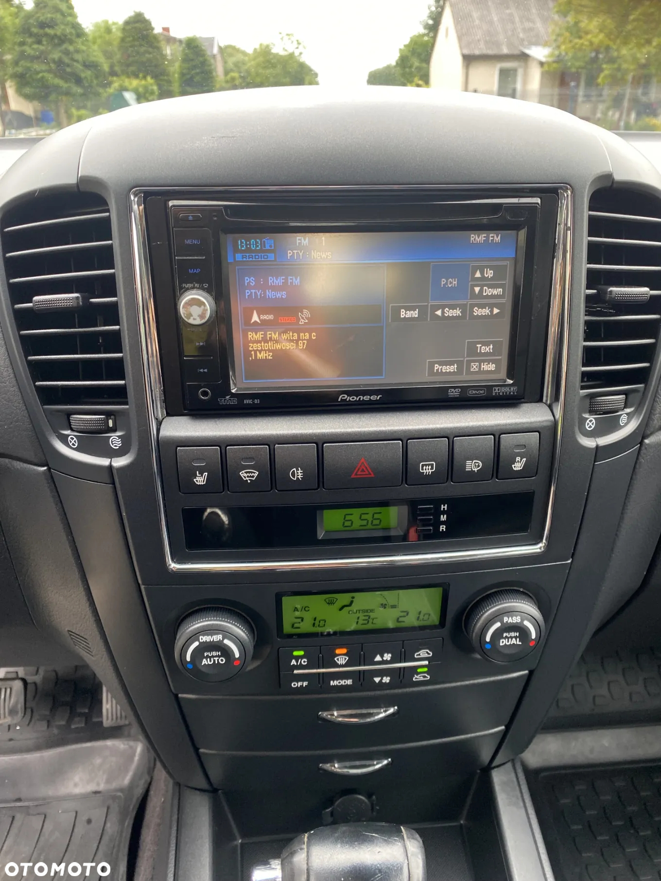 Kia Sorento 3.3 V6 EX - 18