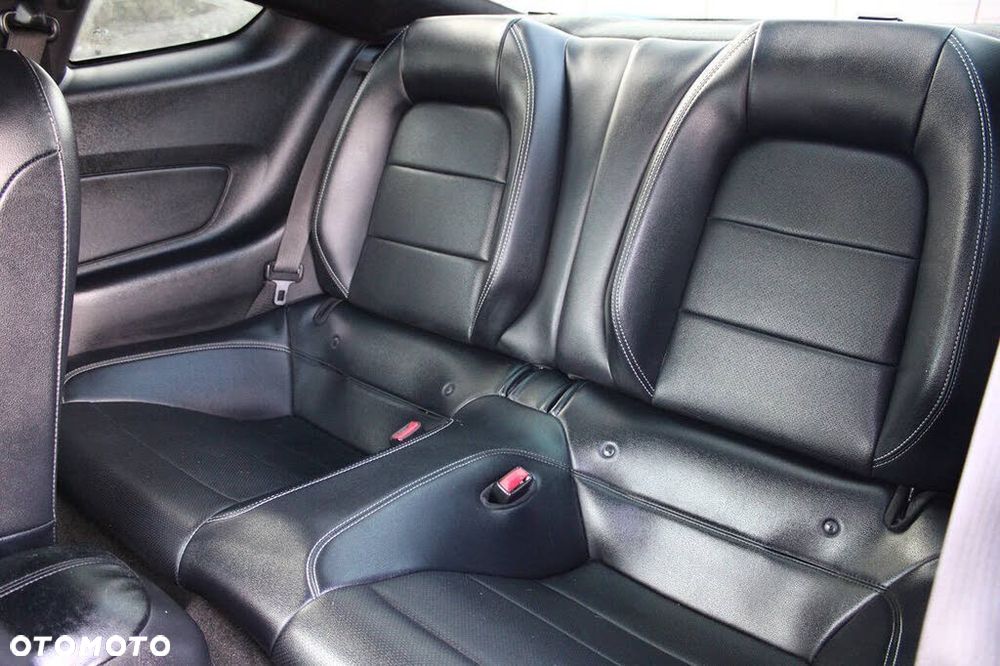 Ford Mustang 5.0 V8 GT - 13