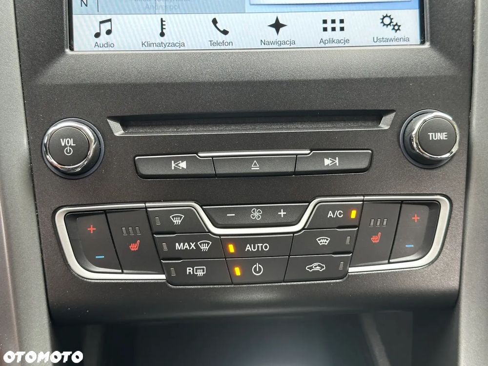 Ford Mondeo 2.0 TDCi Titanium PowerShift - 26