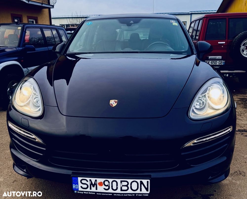 Porsche Cayenne Platinum Edition - 1