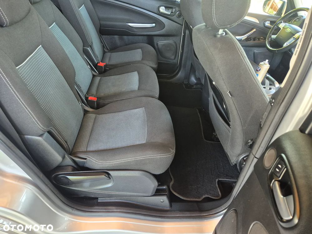 Ford Galaxy 2.0 TDCi Trend - 16
