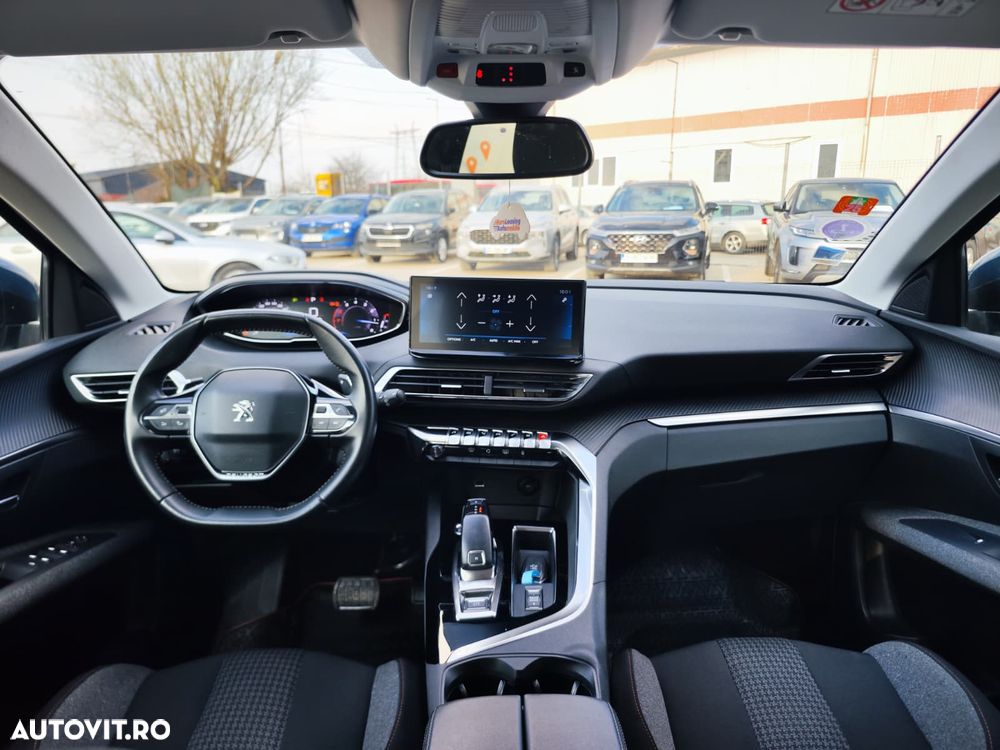 Peugeot 3008 1.2 PureTech 130 EAT8 Active Pack - 17