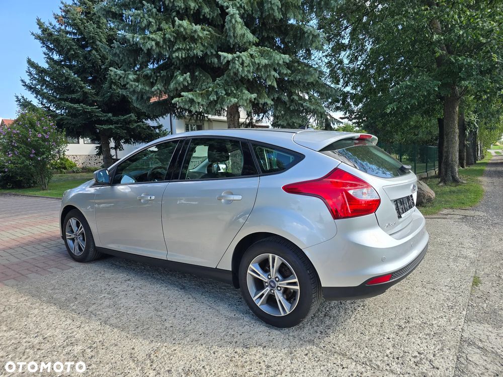 Ford Focus - 11