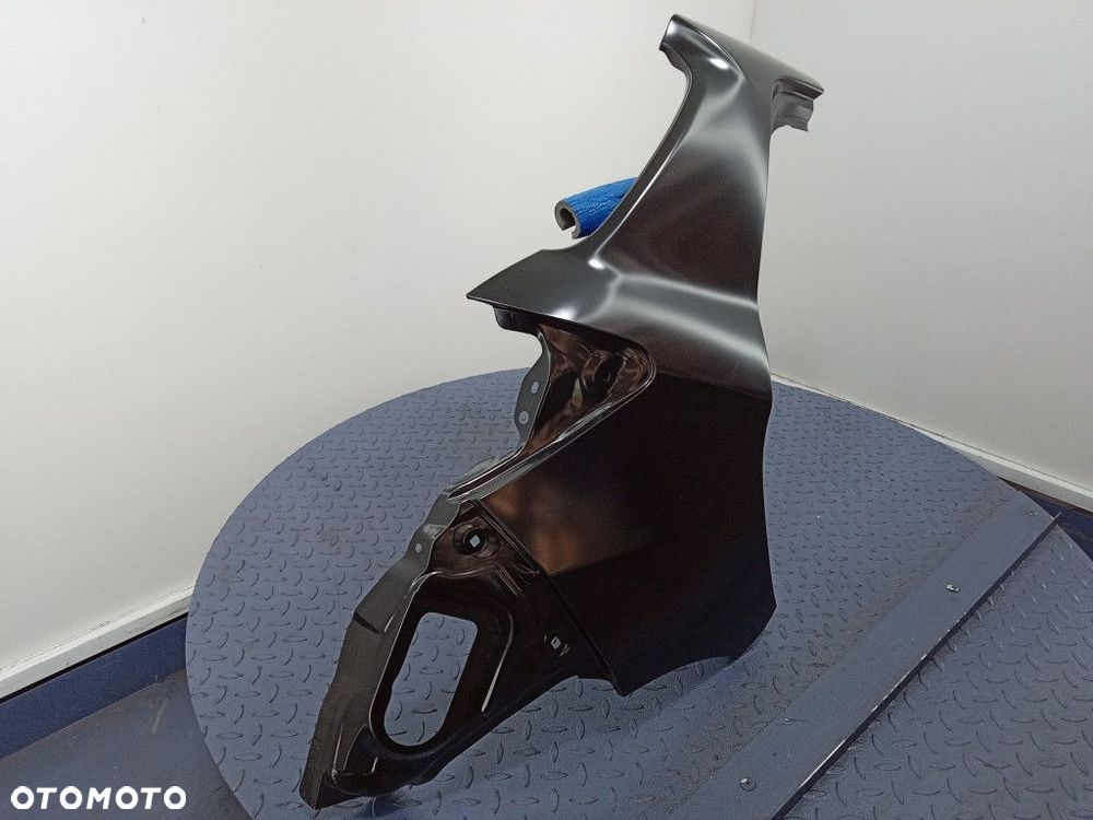 YARIS III 5D POSZYCIE BŁOTNIKA ĆWIARTKA TYŁ PRAWA - 3