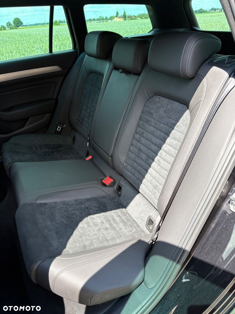Volkswagen Passat 2.0 TDI Elegance DSG - 22
