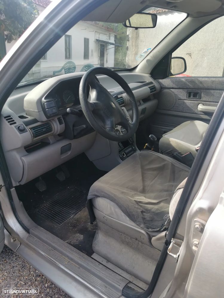 Land Rover Freelander 2.0 di - 3