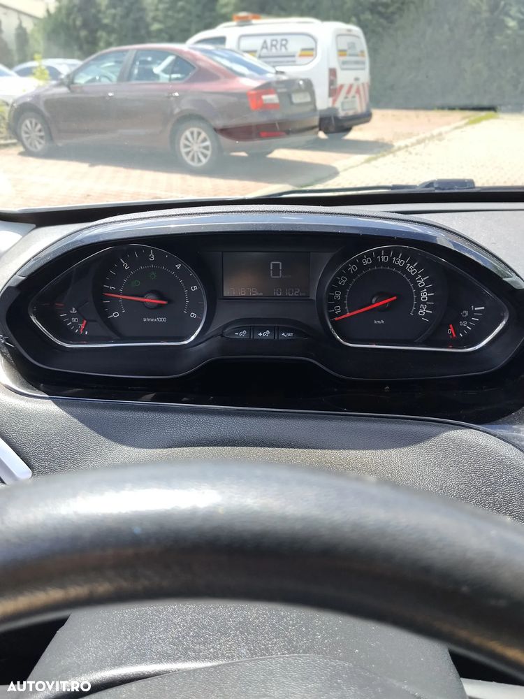 PEUGEOT 208 2015 — imagine 20