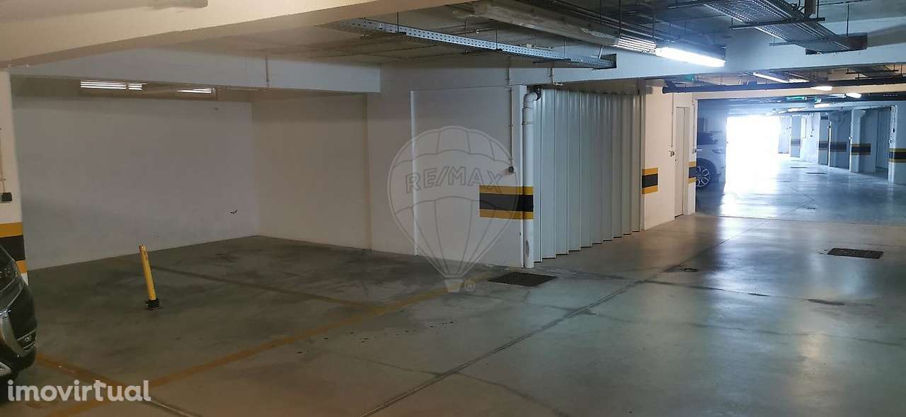 Garagem  para venda - Grande imagem: 2/7