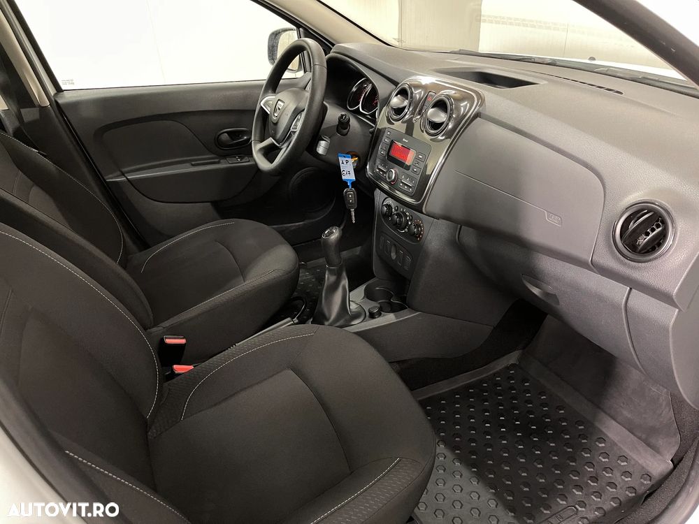 Dacia Logan 1.0 SCe SL PLUS - 10