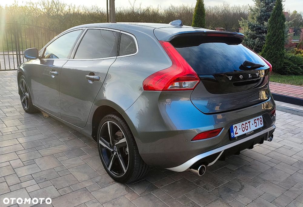 Volvo V40 D3 Momentum - 12