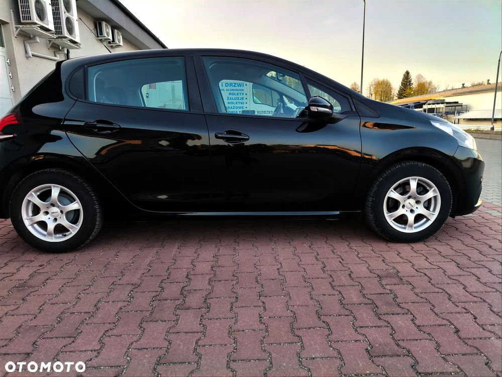 Peugeot 208 PureTech 82 Winter Edition - 15