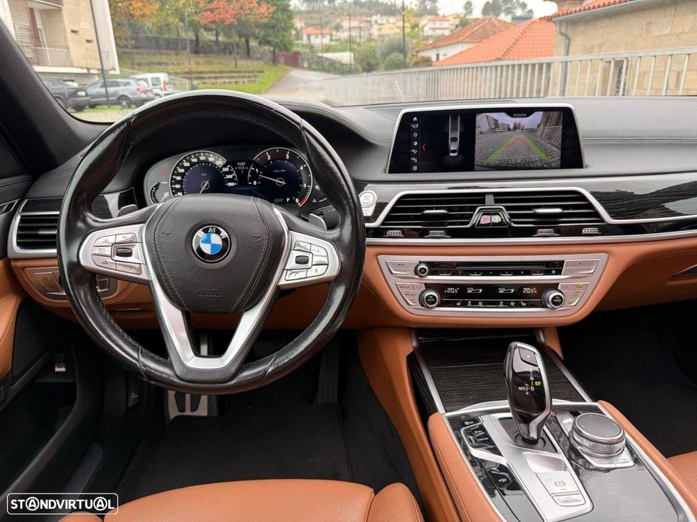 BMW 730 d Pack M Auto - 16