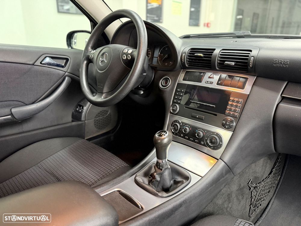 Mercedes-Benz C 220 CDi Sport Coupé Classic - 20