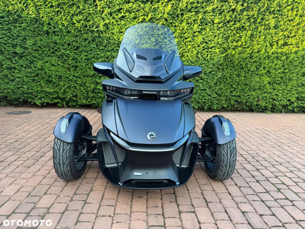 Can-Am Spyder - 3
