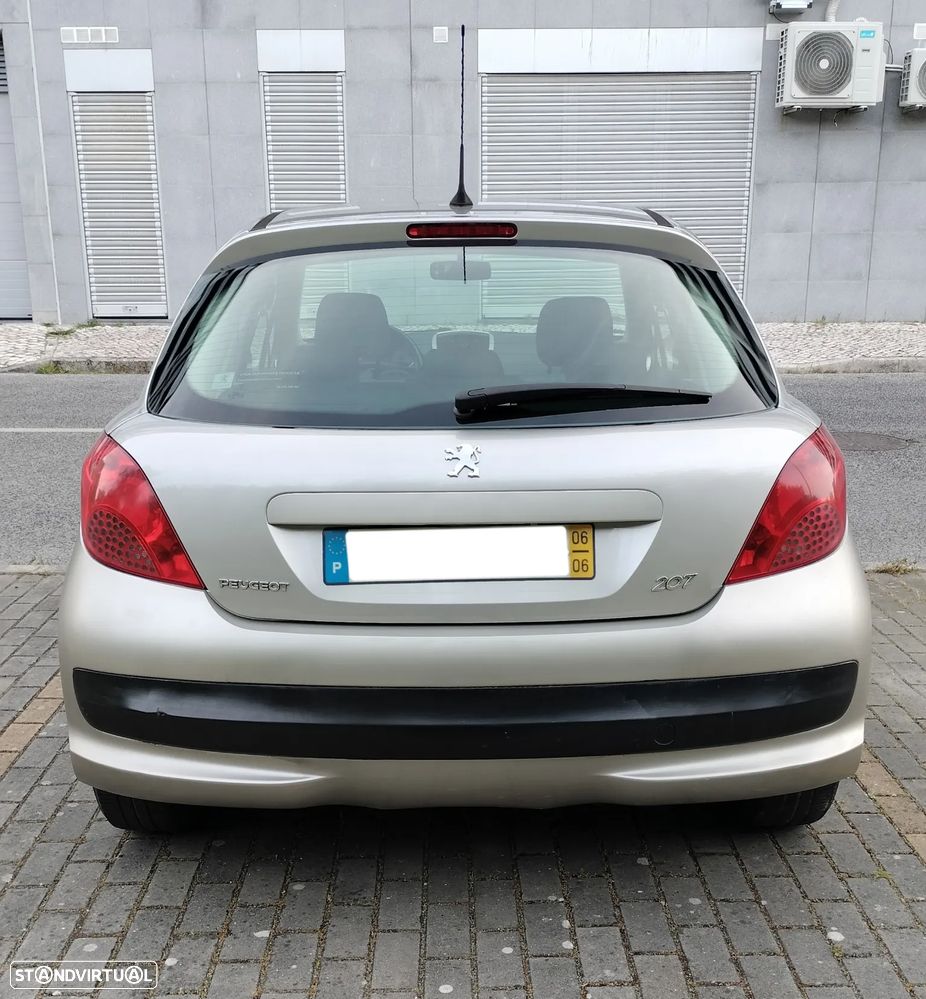 Peugeot 207 1.4 HDi Urban - 6