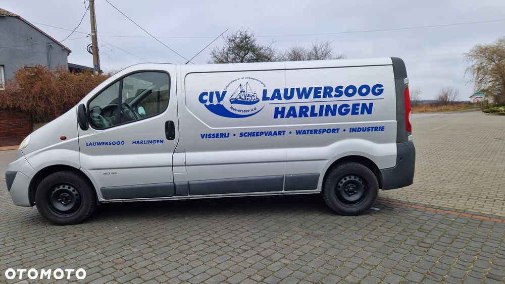 Renault Trafic - 12