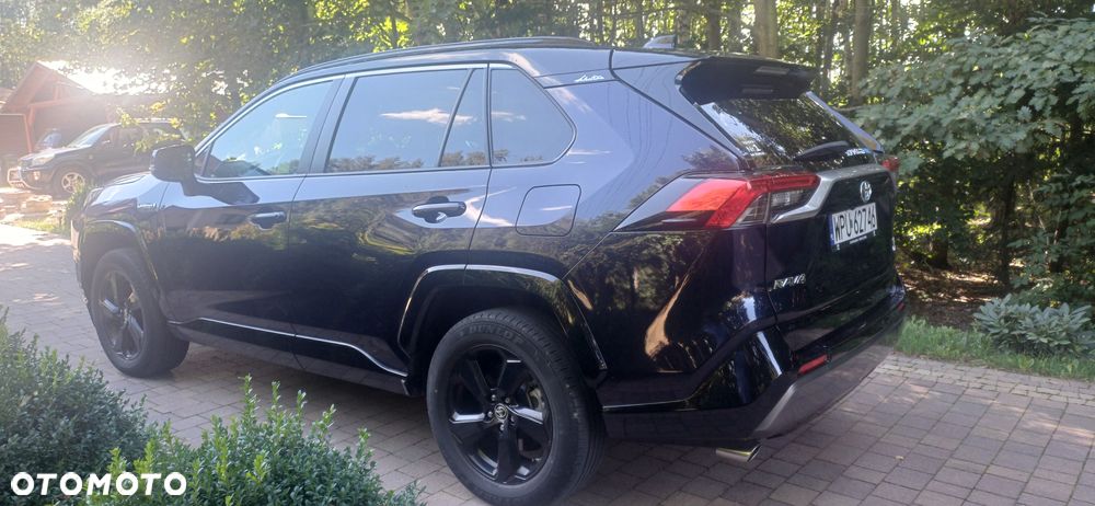 Toyota RAV4 - 4