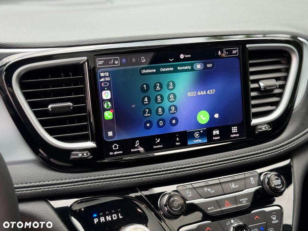 Chrysler Pacifica - 17