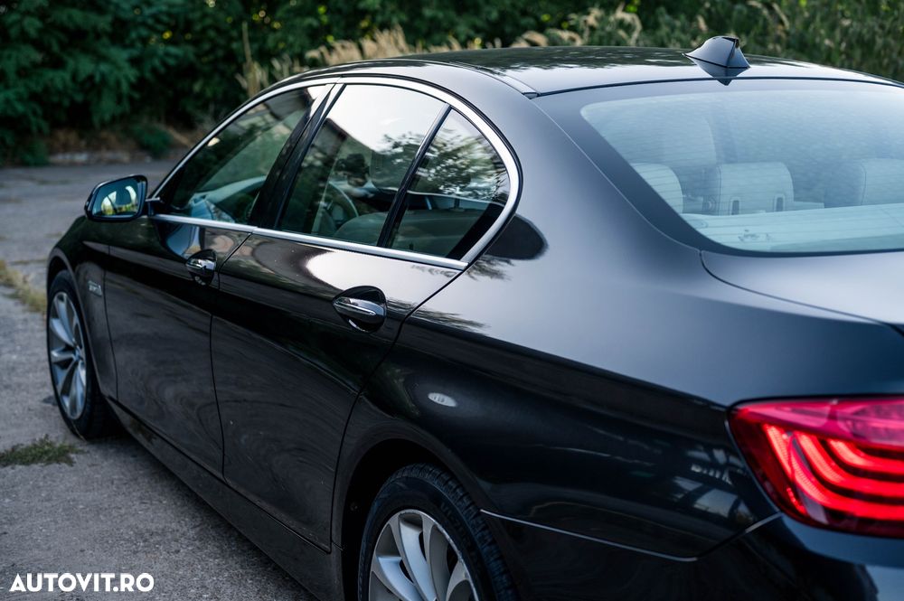 BMW Seria 5 520d - 25