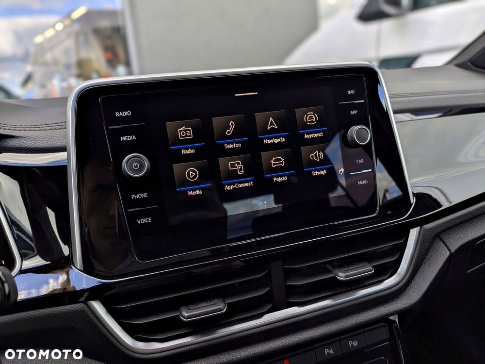 Volkswagen T-Roc 1.5 TSI R-Line DSG - 25