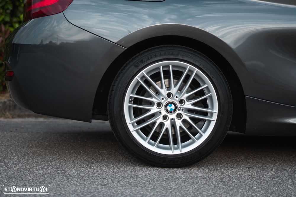 BMW 218 - 11