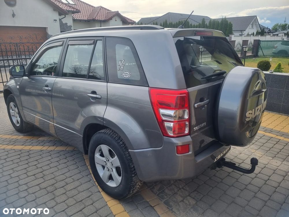 Suzuki Grand Vitara 1.9 DDiS Comfort DPF - 4