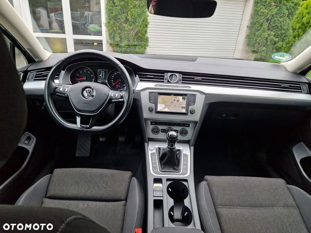 Volkswagen Passat 1.4 TSI BMT ACT Comfortline - 32