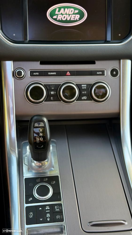 Land Rover Range Rover Sport 3.0 TDV6 HSE Dynamic - 32