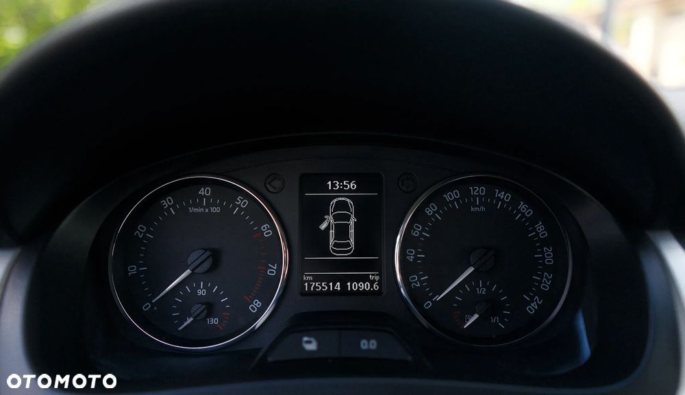 Skoda RAPID 1.2 TSI Elegance - 6