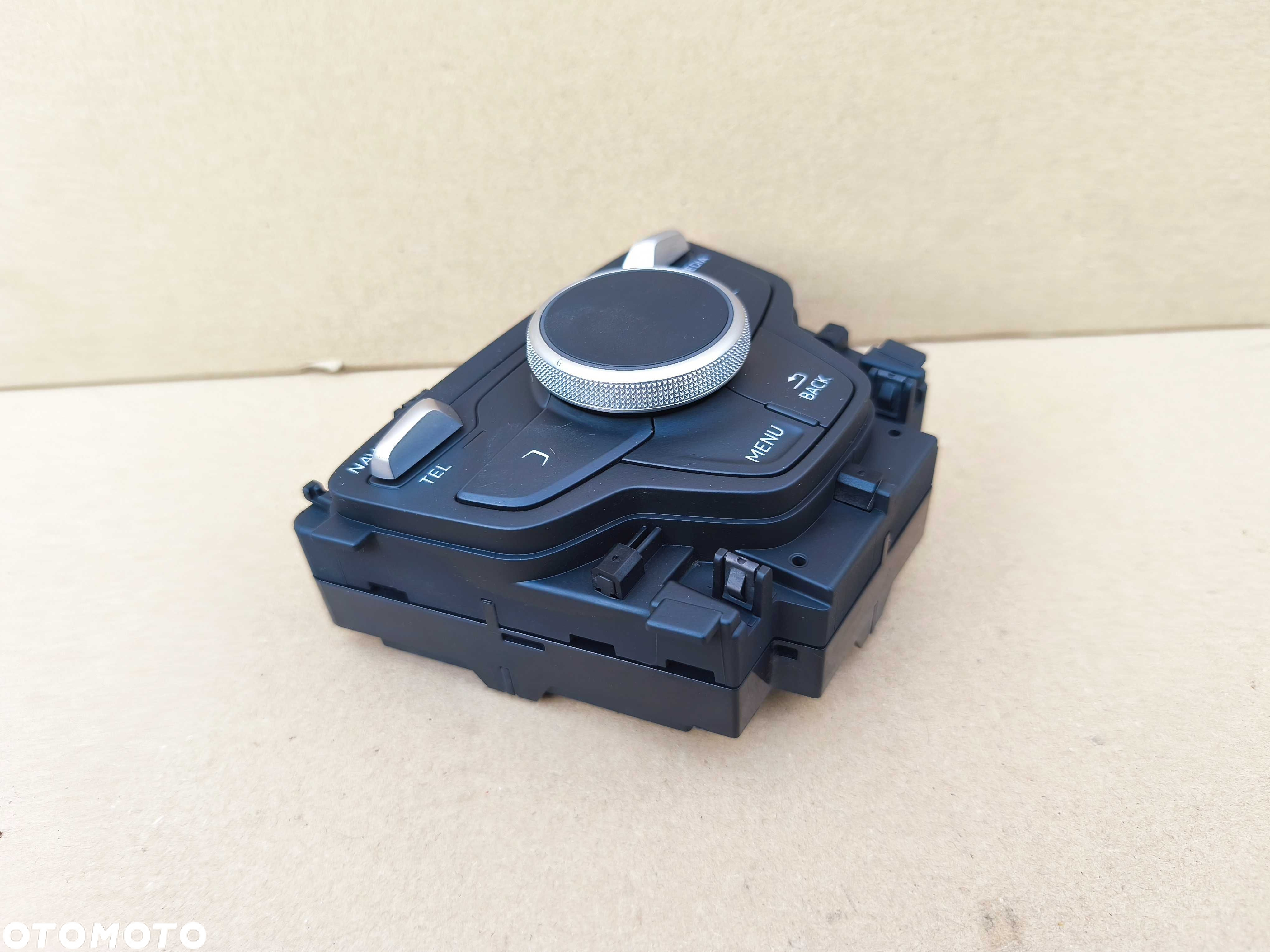 Audi A4 B9 8W panel sterowania radia MMI pokrętło igła 8W0.919.614J - 3
