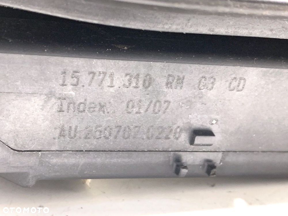 KLAMKA ZEWNĘTRZNA PRAWY PRZÓD  BMW 5 (E60) 2003 - 2010 530 d 173 kW [235 KM] olej napędowy 2007 - - 5