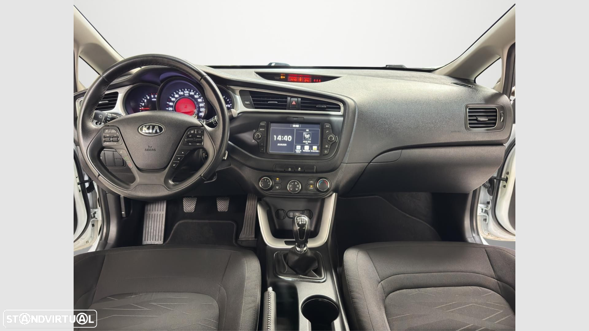 Kia Ceed 1.4 CRDi EX - 16
